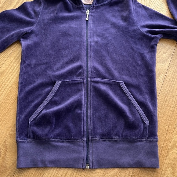 Juicy Couture Velour Top - Picture 7 of 10